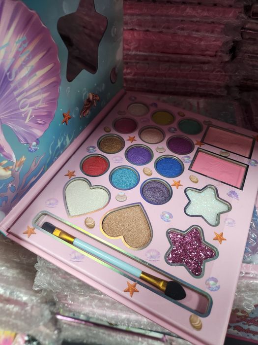 Paleta Cieni 18 Kolorów – Mermaid Makeup