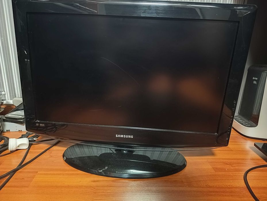 Мониторы-телевизоры 26", 32" Samsung, Bravis, LG, Kivi: 2 999 грн ...