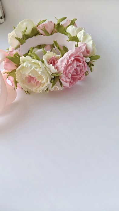 Обруч з квітами із фоамірану