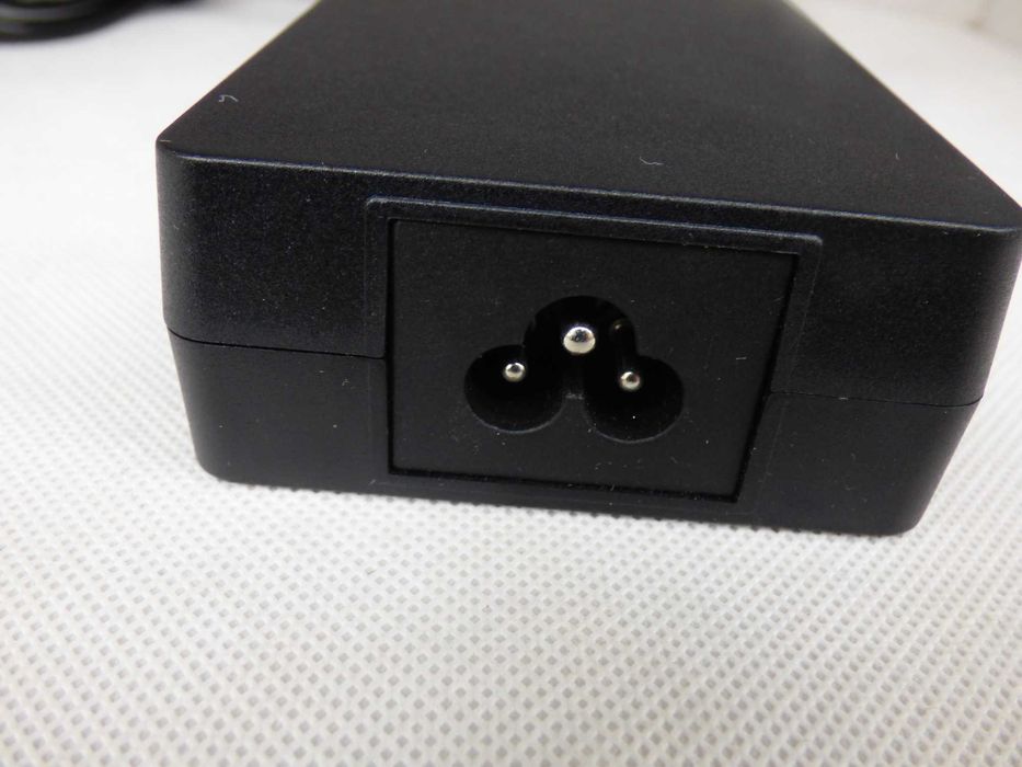 Електрошрот Insignia для Acer 180W блок живлення 19V 9.47A 5.5x1.7