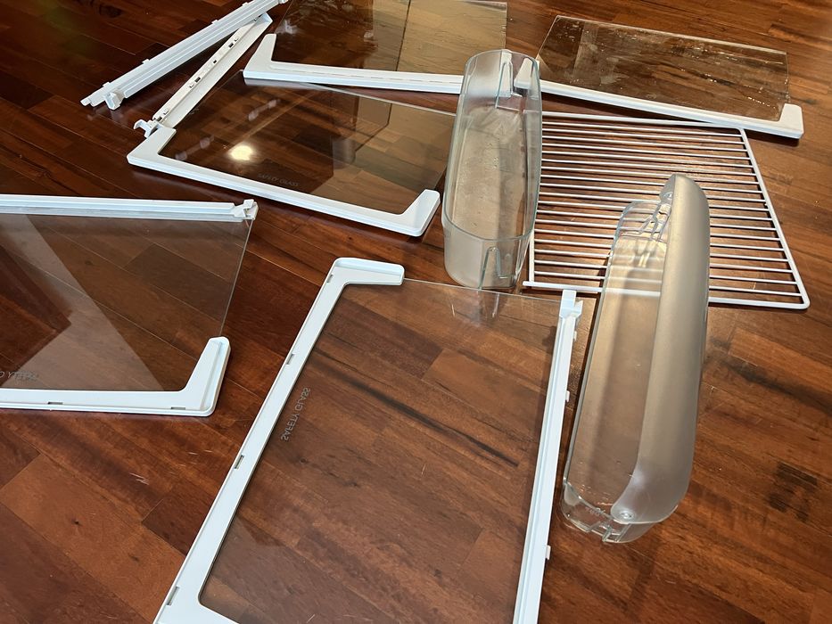 Prateleiras frigorifico Ariston