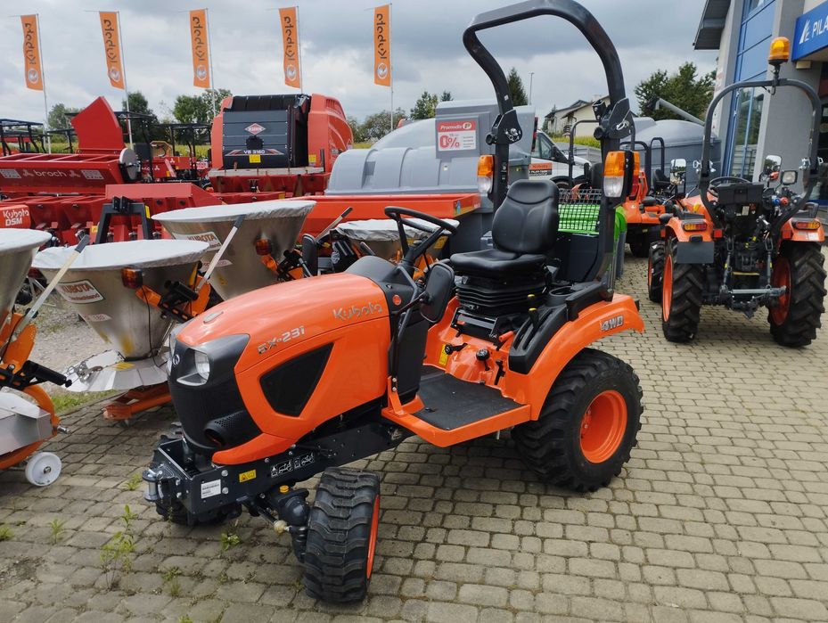 Ciągnik komunalny rolniczy KUBOTA BX-231