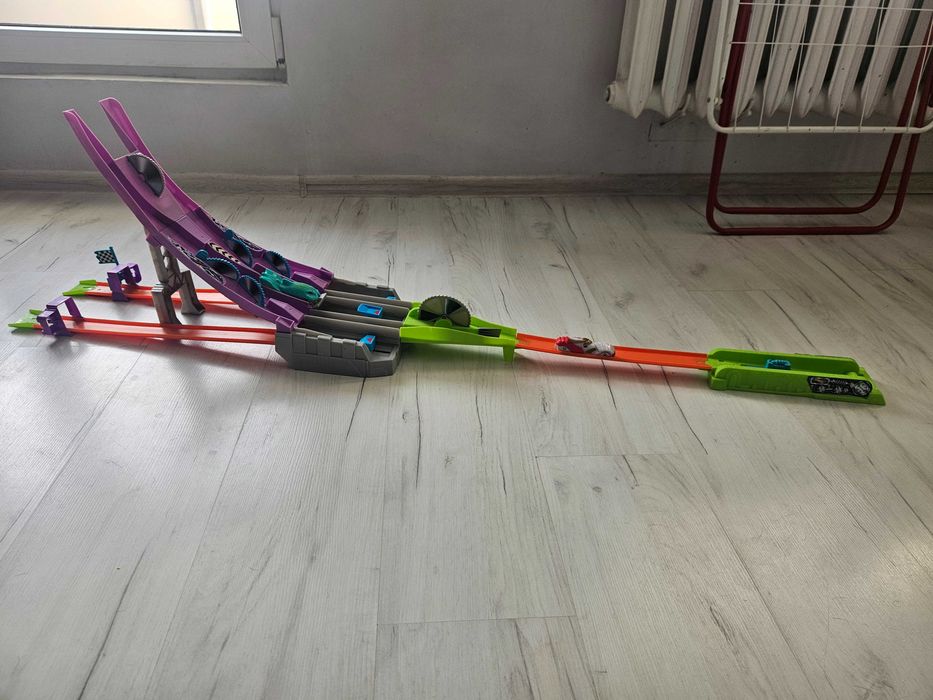 Hot Wheels wyrzutnia piła
