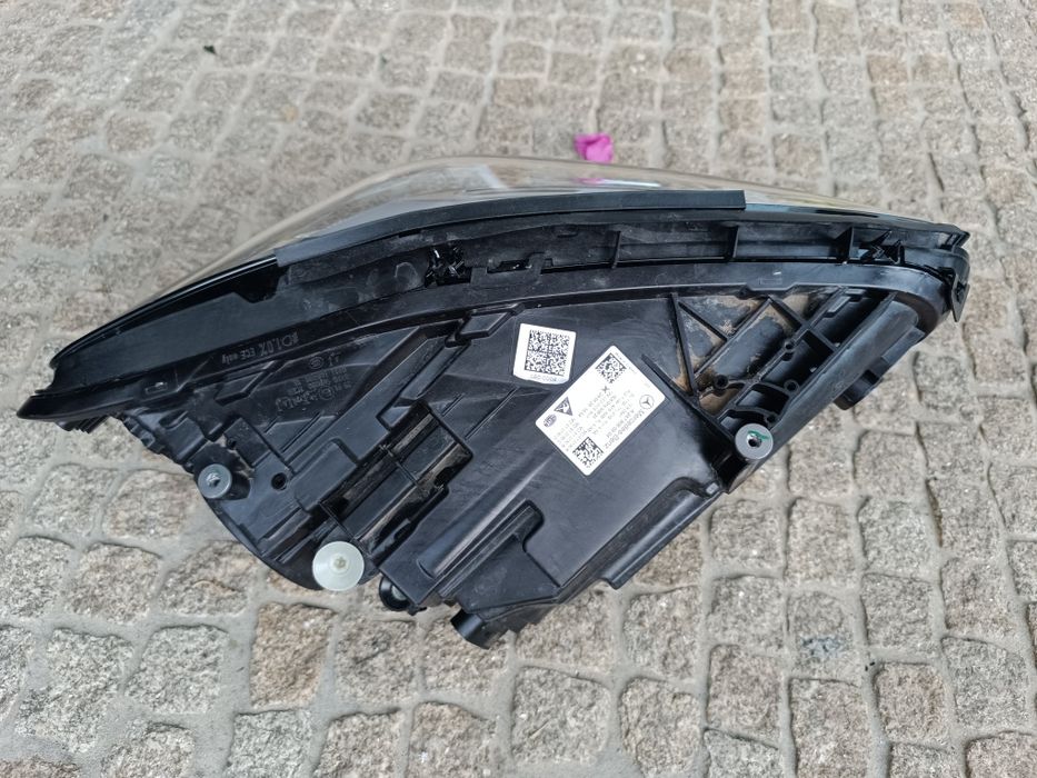 Farol Mercedes Classe B W247 full led