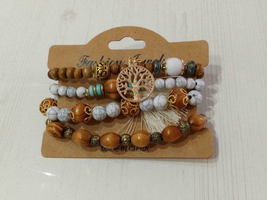 Conjunto de 4 pulseiras