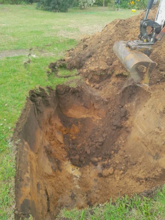 Usługi minikoparką