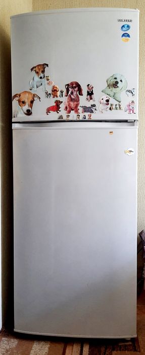 Холодильник Samsung