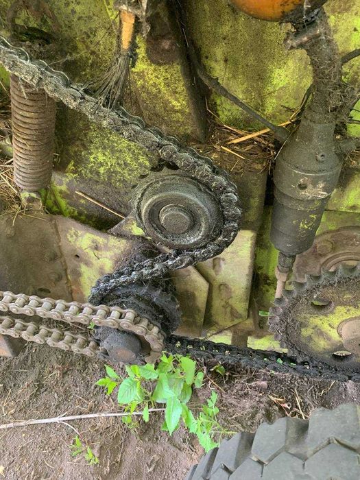 Прес підбирач рулонний Claas Rollant 44