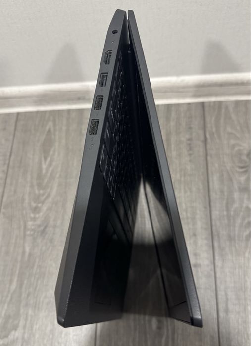 Lenovo i5 10-го покоління, 12Gb DDR4, нова SSD256Gb, налаштований.