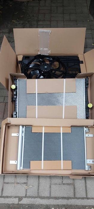 PEUGEOT 308 T9 komplet chłodnic woda+ klima+ wentylator