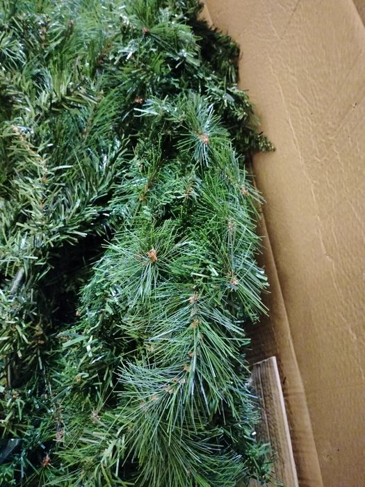 Nowa choinka 210 cm że stojakiem