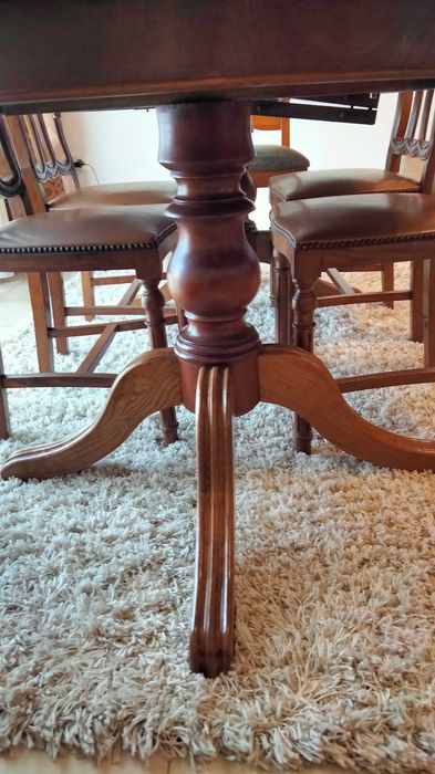 Mesa de sala de jantar