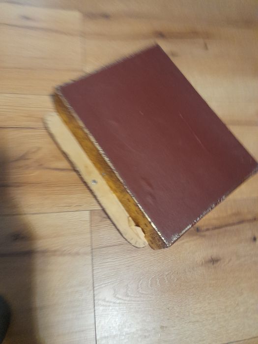 Stare pudelko             .