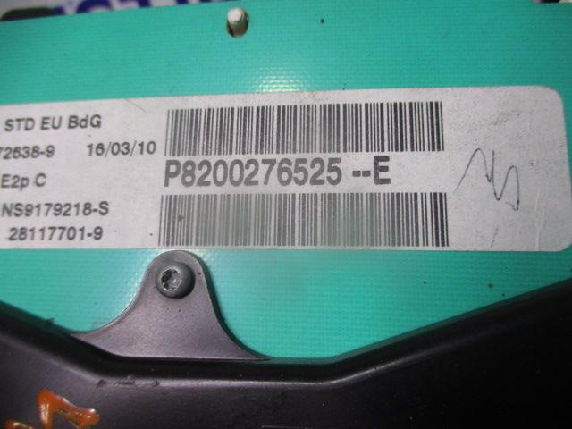 Quadrante / painel de instrumentos RENAULT Clio II (BB0/1/2_, CB0/1/2_