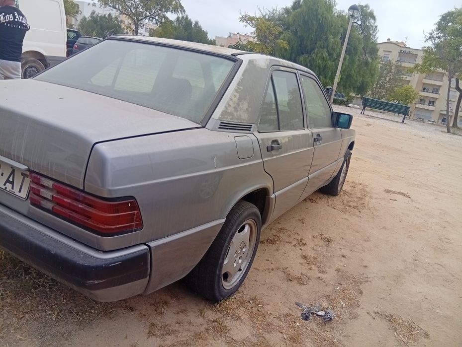 Mercedes Benz 190