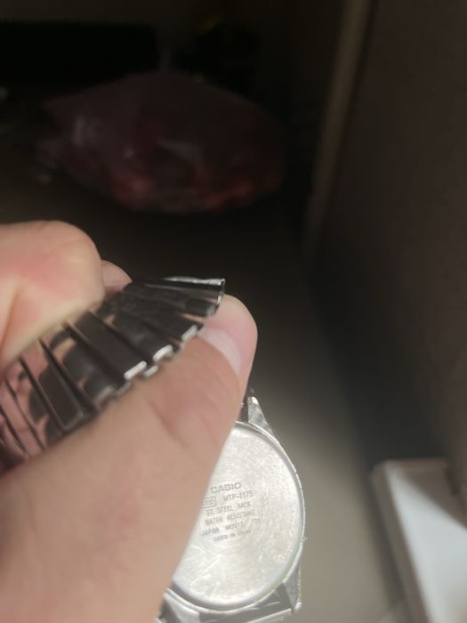 Продам часы кварцевые Casio