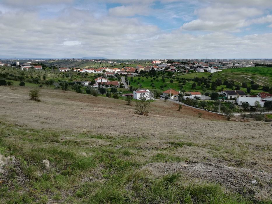 Terreno urbanizável em Moçarria com vista panorâmica de vários Km