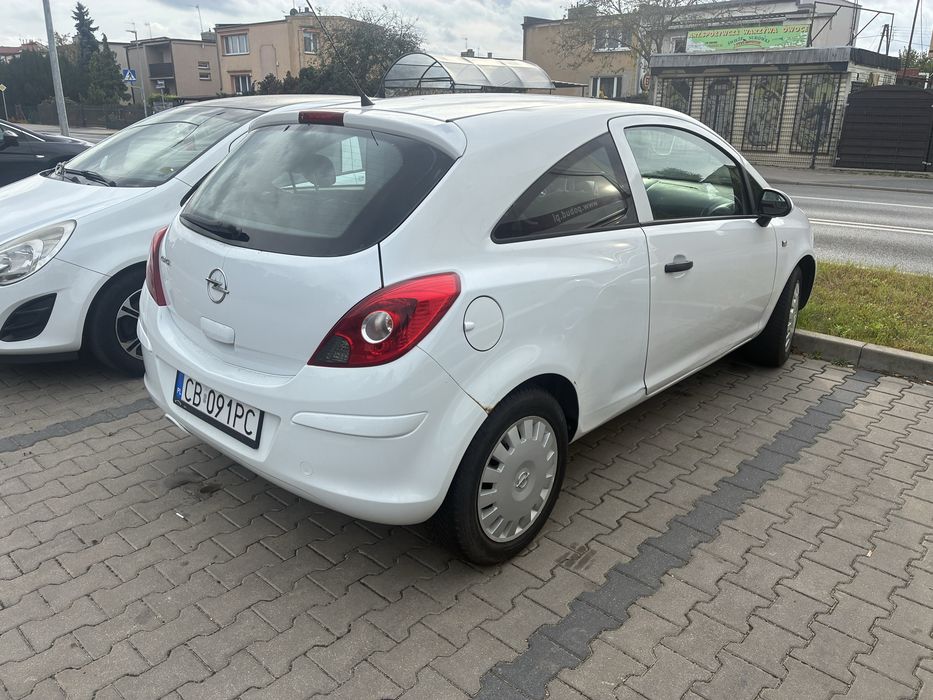 Opel corsa D 2008r