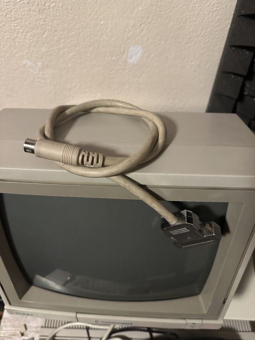 Commodore amiga monitor 1084S