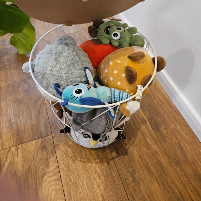 Stolik dziecięcy z przechowywaniem śr 33cm
