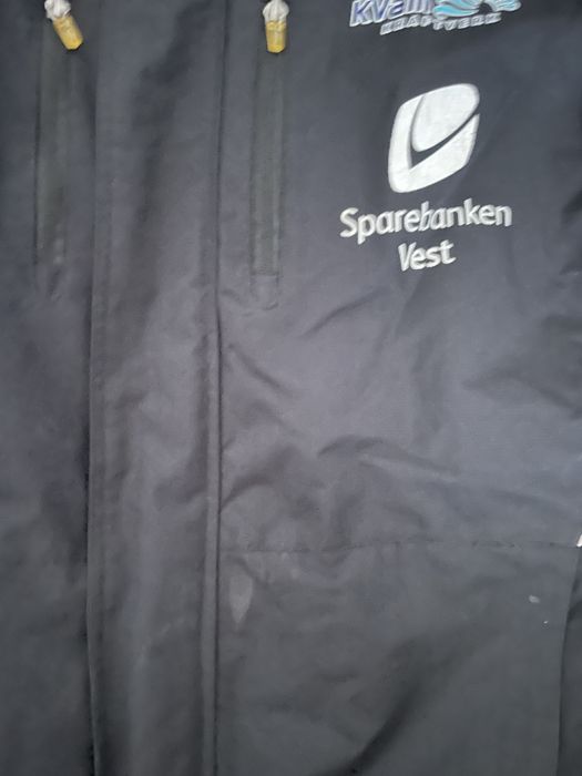 Czarna kurtka Umbro używana L