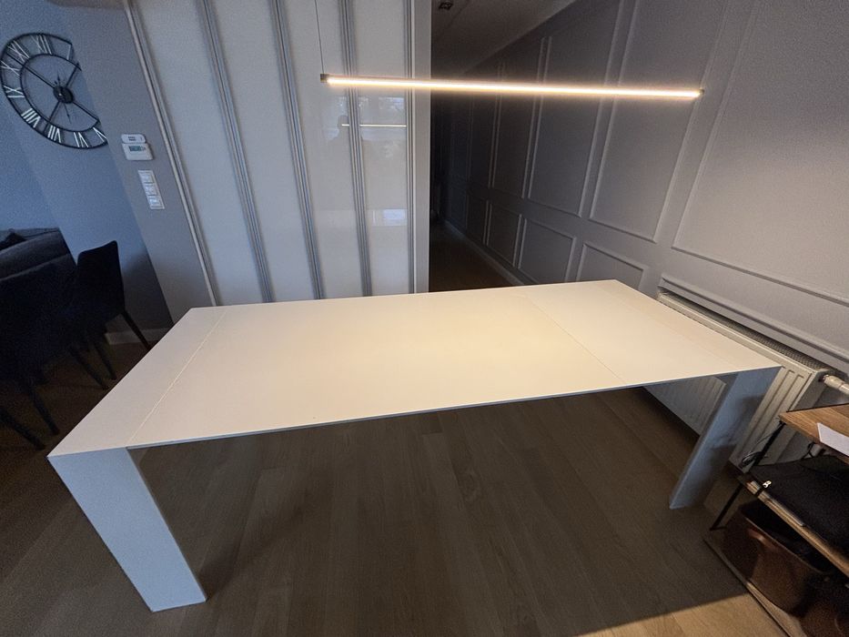 Stół rozkładany biały