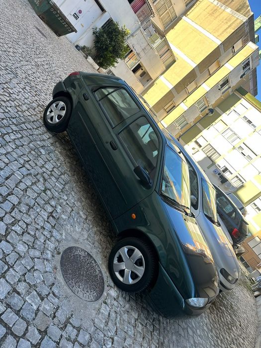 Ford fiesta a venda