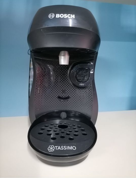 Кавоварка Tchibo Cafissimo, Bosch Tassimo.