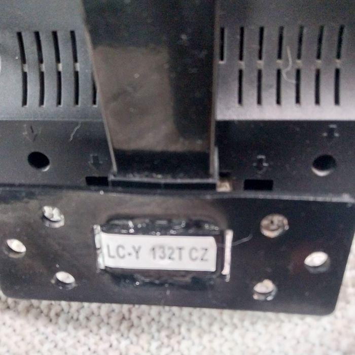 Telewizor mały dzialajacy