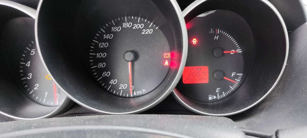 Продам Mazda 3 bk