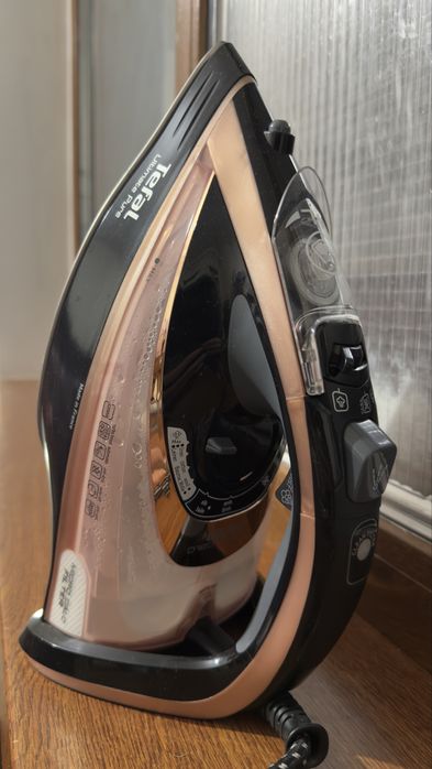 Праска Tefal Ultimate Pure