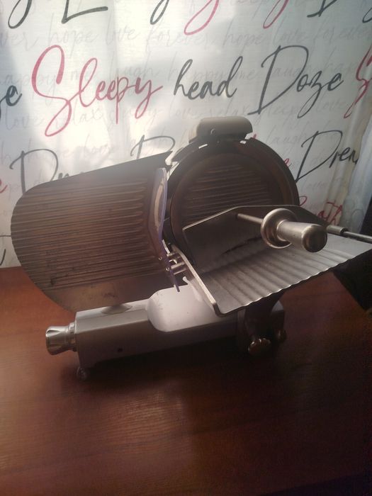 Krajalnica do wędlin przemysłowa