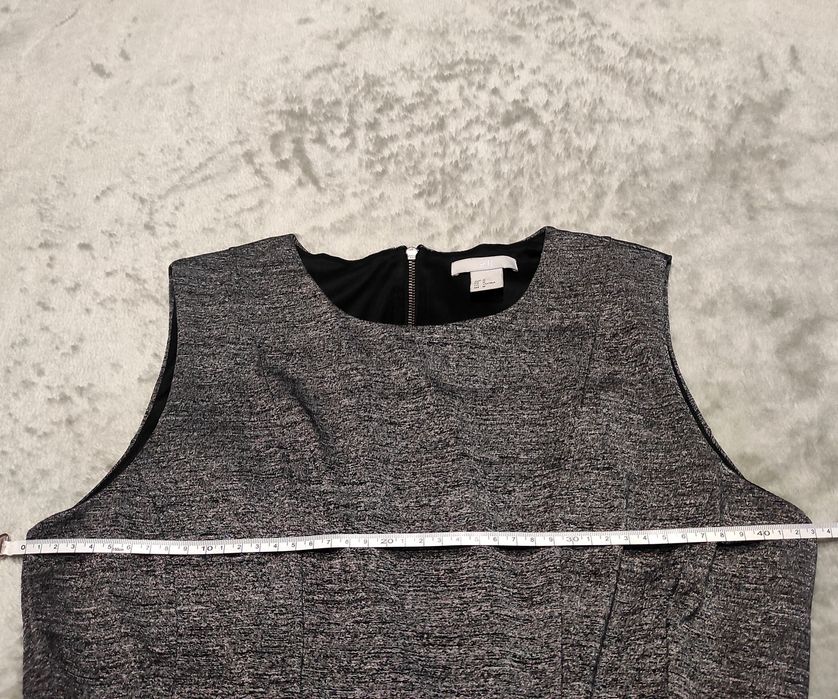 Grafitowa tunika z tyłu z ozdobnym zamkiem H&M M