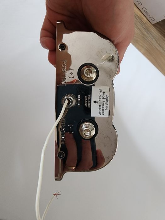 Конденсатор акустичний BOSS