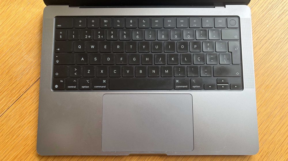 MacBook Pro 14'' M1 Pro 2021, 32 GB RAM, 1 TB, Bateria 79%