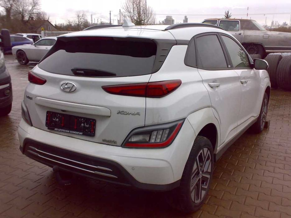 Бампер задній Hyundai Kona разборка шрот запчастини Хюндай