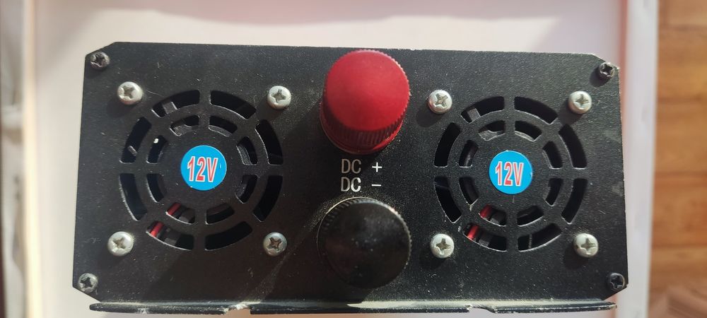 Инвертор  Powerone Plus