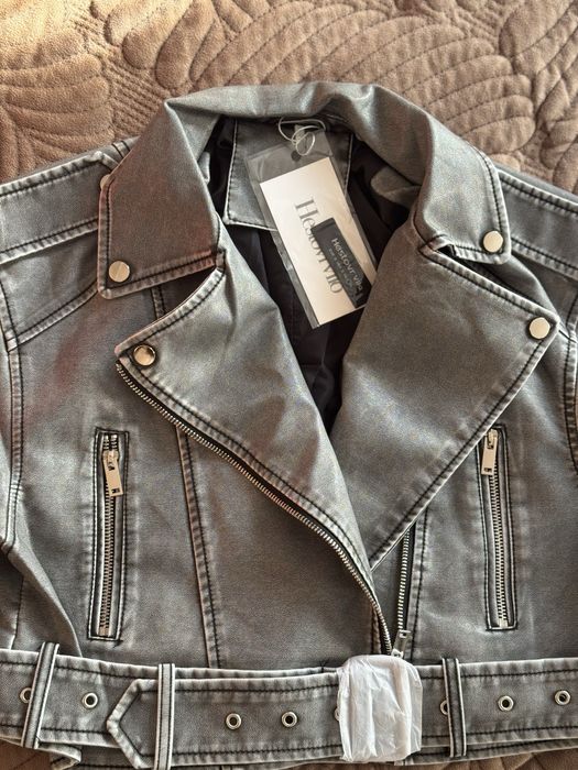 Жіноча вкорочена косуха