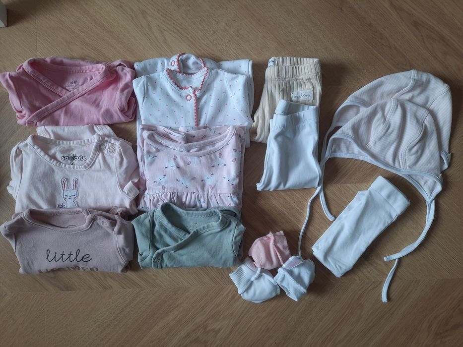 Zestaw ubranek dla dziewczynki rozm 56