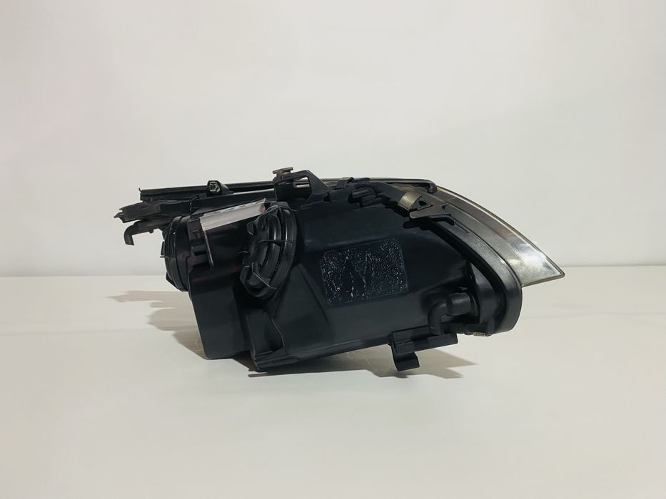 Ótica Esquerda BMW Série 5 E60 E61 LCI Original