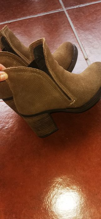Botas tamanho 36