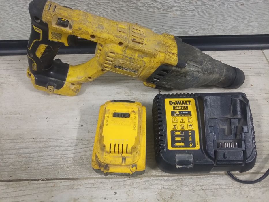 Młotowiertarka Dewalt dch 133, Aku 5ah, ładowarka, okazja