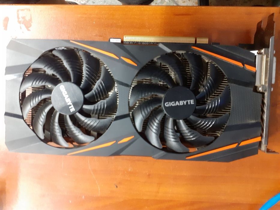 Продам видеокарты 2 RX 470 4 gb и 1 r9 290 ГАРАНТИЯ НА ВСЕ КАРТЫ