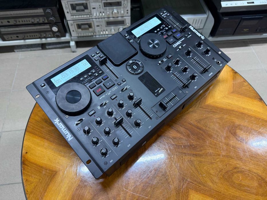 Mikser Numark CD MIX Bluetooth Audio Room