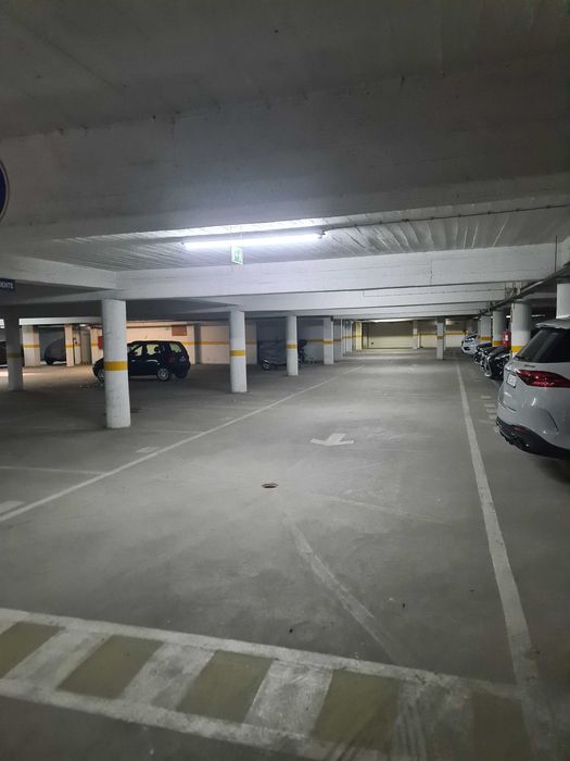 Arrendo Estacionamento Lugar de Garagem no Centro de Tavira
