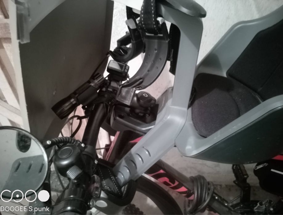 Fotelik na rower Bobike