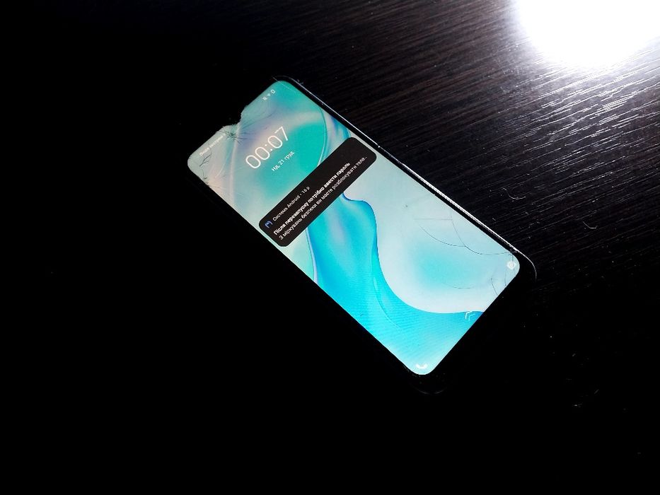 Смартфон Vivo Y21