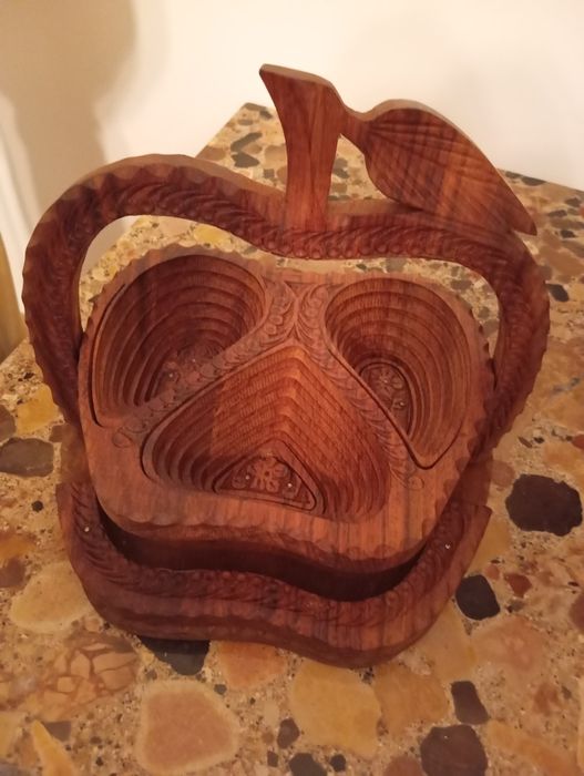 Fruteira em madeira africana