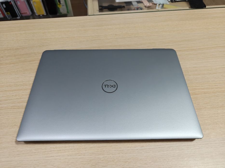 Dell Latitude 5340 - i5-1345U/16GB/256GB/Iris Xe/Full HD IPS/