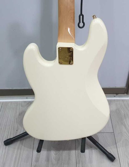 Fender Squier 40th Anniversary Jazz Bass Gold Edition, Olympic White